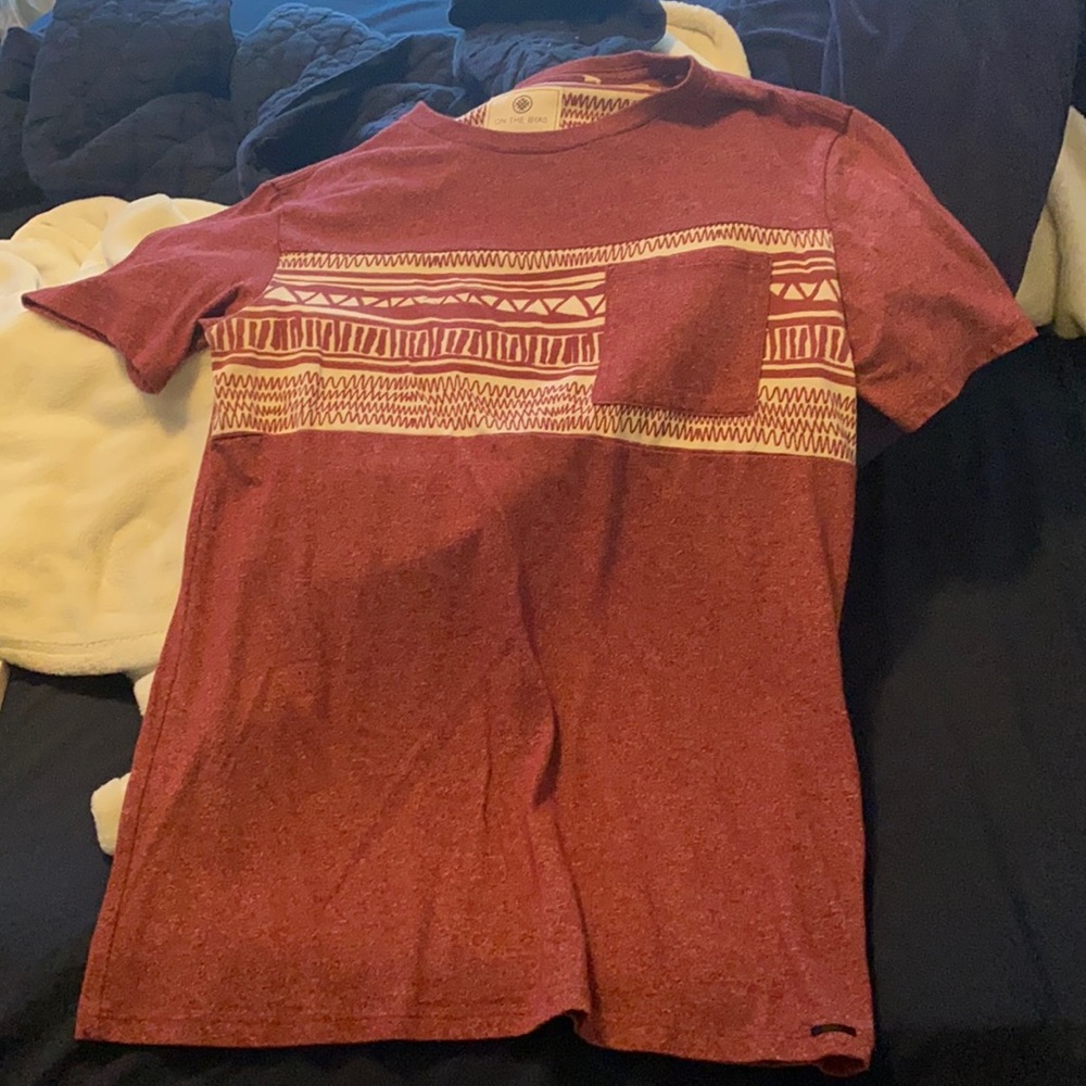 Maroon tee